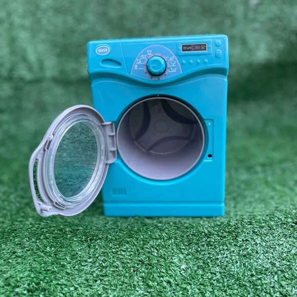 Doll Accessory Washing Machine for 18 in Dolls - Picture 2 of 3